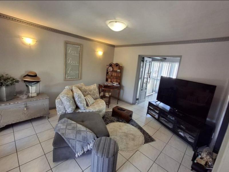 4 Bedroom Property for Sale in Durbanville Western Cape